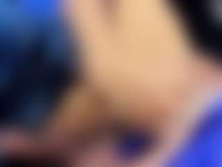 Live cam show with Rue - Average on https://playwithruby.com