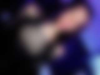 Live cam show with Rue - Dirty Talk on AdultVida.com