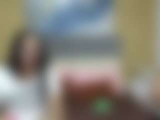 Live cam show with Mili-evans - Petite on Dare Cams
