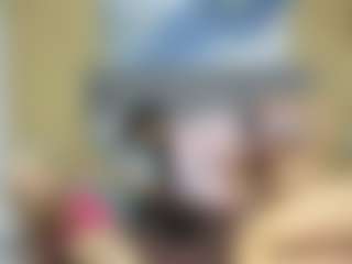 Live cam show with Mili-evans - Shaved Pussy on Camsoda