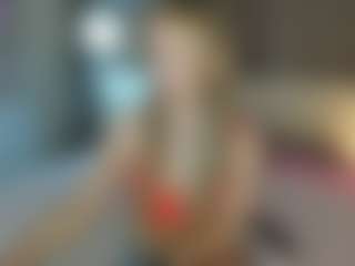 Live cam show with Valerie - Moaning on milfzrlive.com