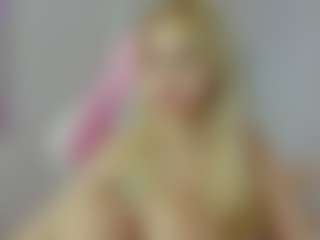 Live cam show with Valerie - Busty on infinitiblacc.com