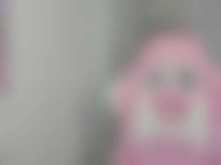 Live cam show with Valerie - Petite on CamwithHer