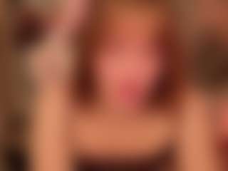 Live cam show with Luna - Moaning on camtv