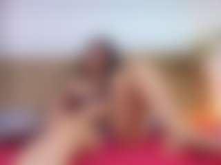 Anthonelaa's Live Sex Cam Show