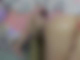 Live cam show with Celeste-Gill - Tease on TottyGirls