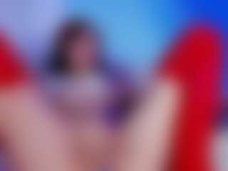 Live cam show with Emily Withe - Teen (18+) on xfollow cams