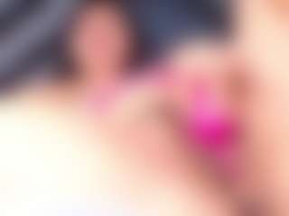 EmmaWiilliamss's Live Sex Cam Show