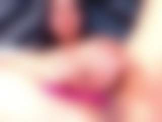 Live cam show with EmmaWiilliamss - Facial on SpankPalCams