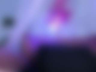 Live cam show with Felicity - Toys on Soda Cam