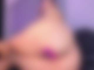Live cam show with Lau - Oil on https://playwithruby.com