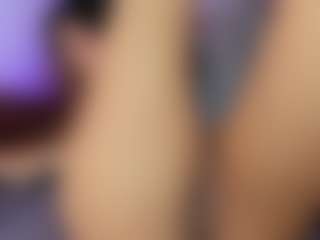 Live cam show with Lau - Blonde Hair Petite on slutload