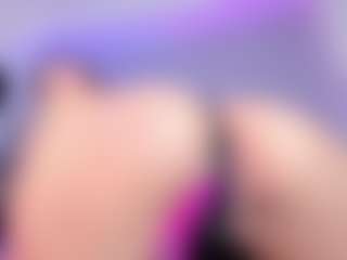 Live cam show with Lau - Anal Toys on Camsoda