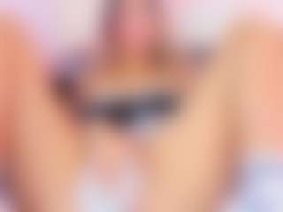 Lau's Live Sex Cam Show