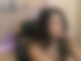 Gia Watsonn's Live Sex Cam Show