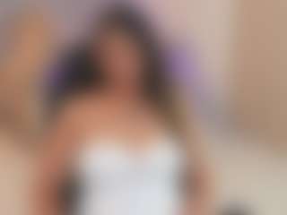 Gia Watsonn's Live Sex Cam Show