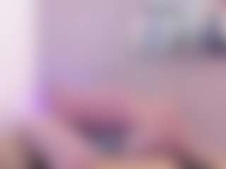 Gia Watsonn's Live Sex Cam Show