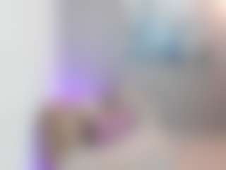Gia Watsonn's Live Sex Cam Show