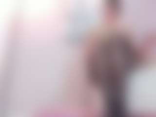 Gia Watsonn's Live Sex Cam Show