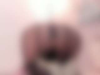 Gia Watsonn's Live Sex Cam Show