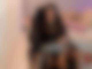 Gia Watsonn's Live Sex Cam Show