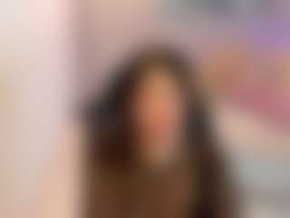 Gia Watsonn's Live Sex Cam Show