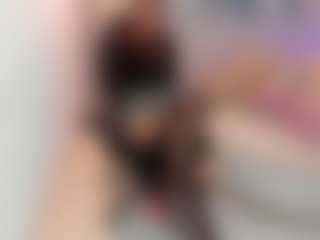 Gia Watsonn's Live Sex Cam Show