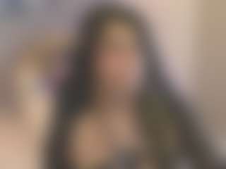 Gia Watsonn's Live Sex Cam Show