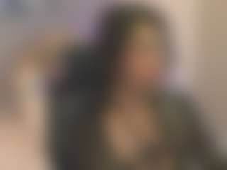 Gia Watsonn's Live Sex Cam Show