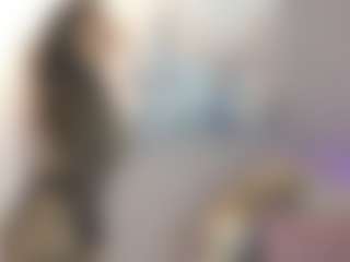 Gia Watsonn's Live Sex Cam Show