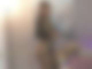 Gia Watsonn's Live Sex Cam Show