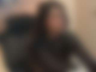 Gia Watsonn's Live Sex Cam Show