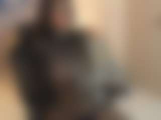 Gia Watsonn's Live Sex Cam Show