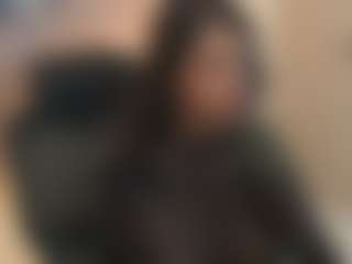 Gia Watsonn's Live Sex Cam Show