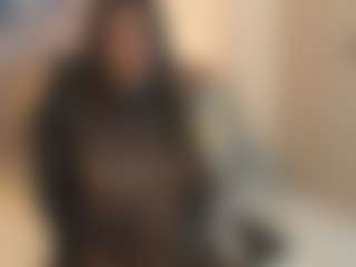 Gia Watsonn's Live Sex Cam Show