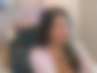 Gia Watsonn's Live Sex Cam Show