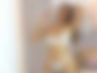 Gia Watsonn's Live Sex Cam Show