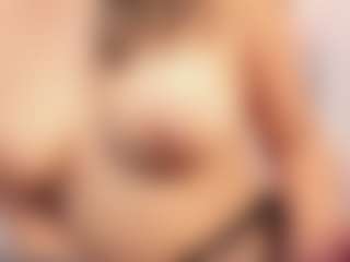 Gia Watsonn's Live Sex Cam Show