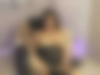Gia Watsonn's Live Sex Cam Show