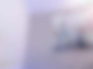 Gia Watsonn MILF webcam performer live streaming