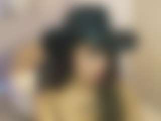 Gia Watsonn's Live Sex Cam Show