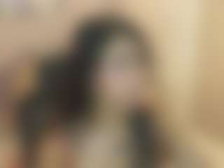 Gia Watsonn's Live Sex Cam Show