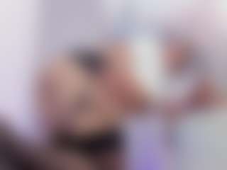 Gia Watsonn's Live Sex Cam Show