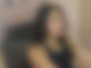 Gia Watsonn's Live Sex Cam Show