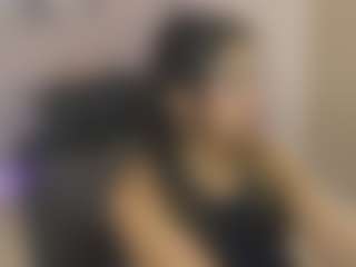 Gia Watsonn's Live Sex Cam Show