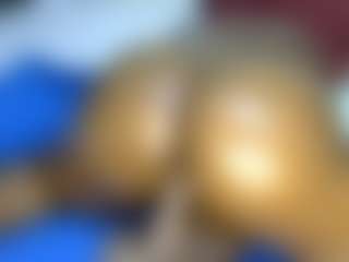 Judy-The-Booty's Live Sex Cam Show