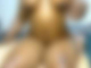 Judy-The-Booty's Live Sex Cam Show