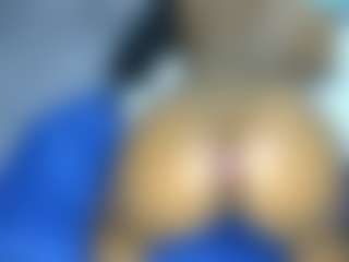 Judy-The-Booty's Live Sex Cam Show