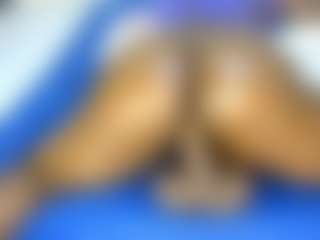 Judy-The-Booty's Live Sex Cam Show