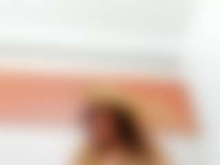 Maddy-Cartter MILF webcam performer live streaming